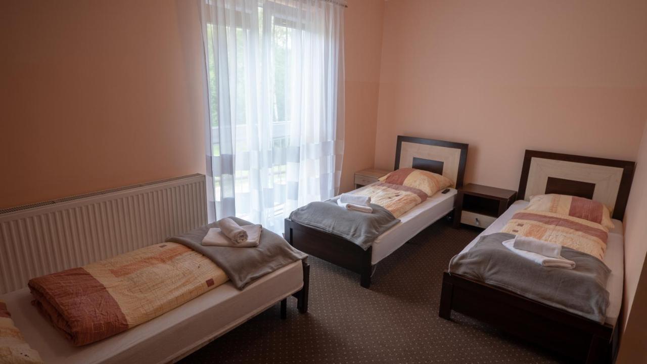 ホテルOsrodek Rekreacyjno - Wypoczynkowy Beskidek Gilowice  エクステリア 写真